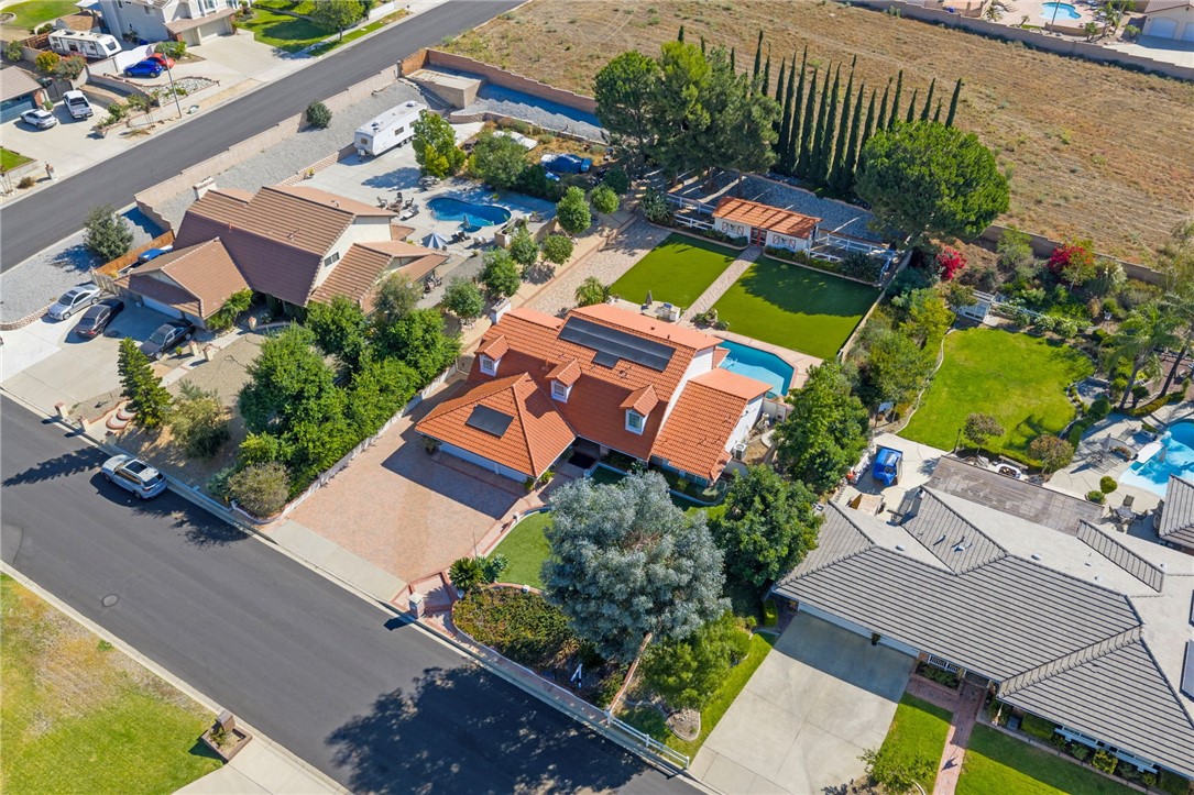 5327 Topaz Street