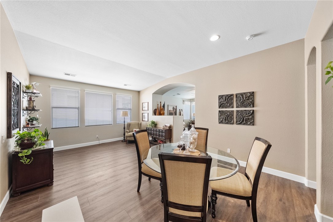 23842 Scarlet Oak Drive