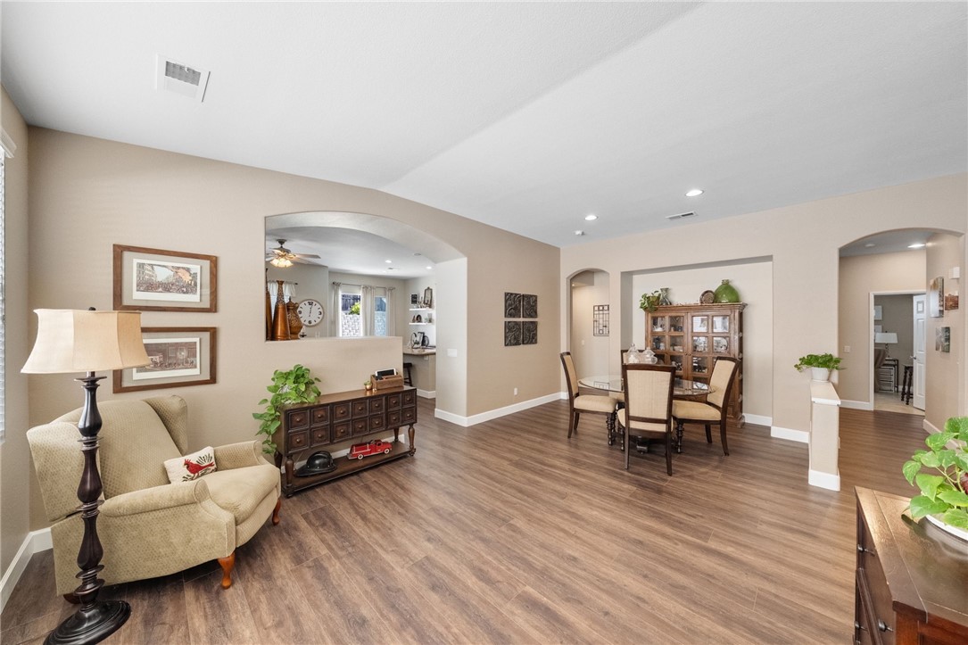 23842 Scarlet Oak Drive