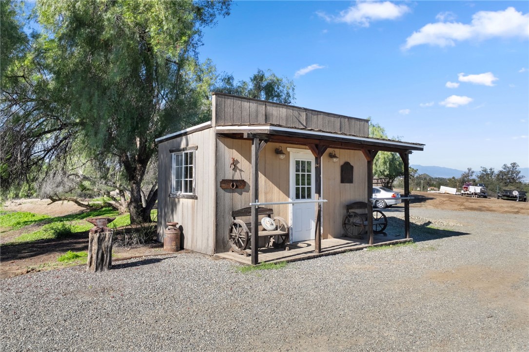 17465 Santa Rosa Mine