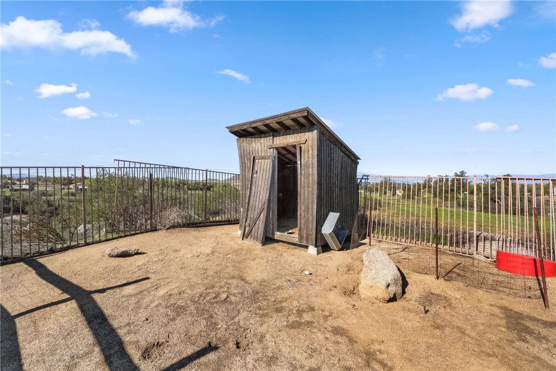 17465 Santa Rosa Mine