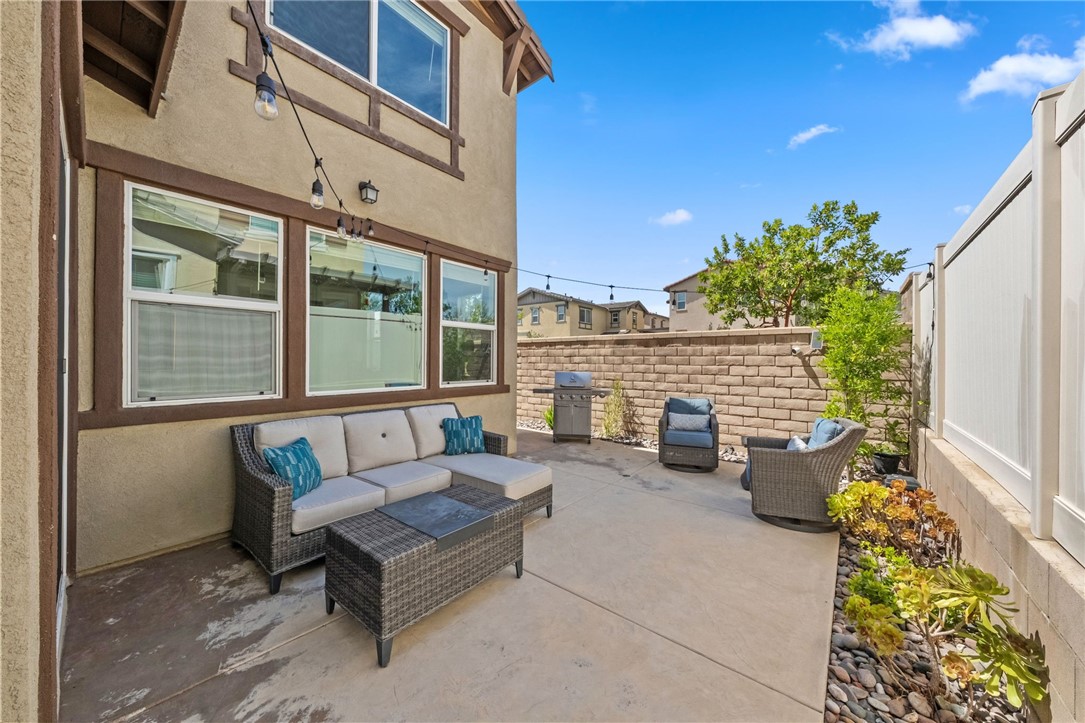 24256 White Willow