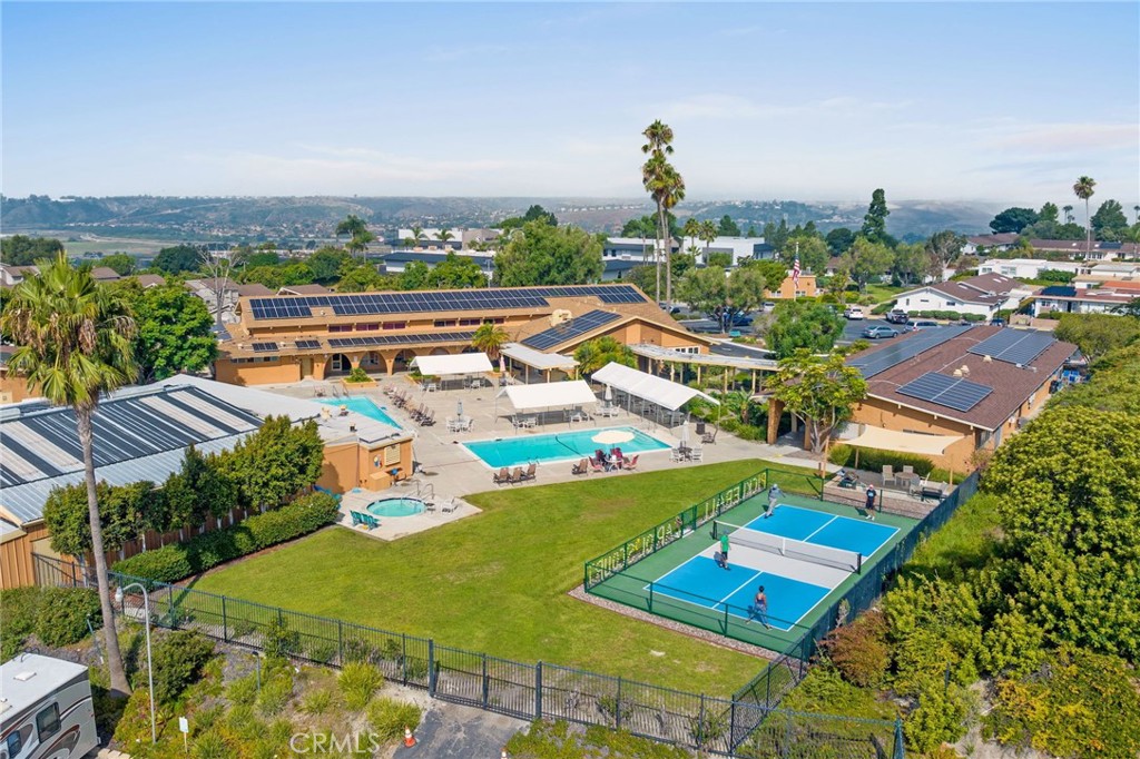 3747 Vista Campana S 3