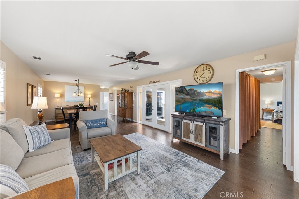 3747 Vista Campana S 3