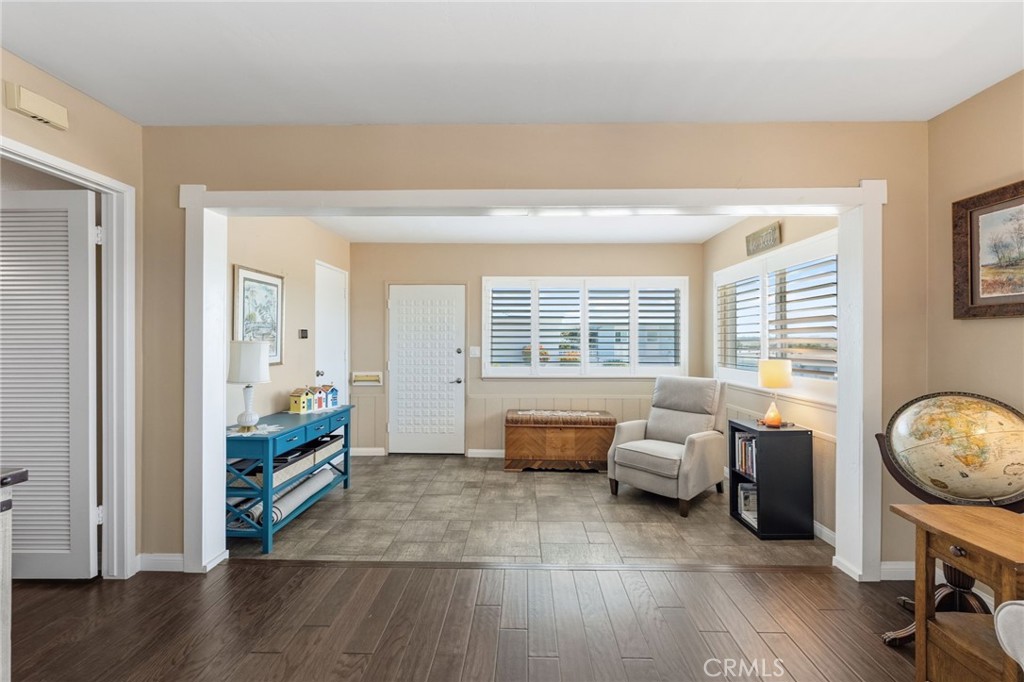 3747 Vista Campana S 3