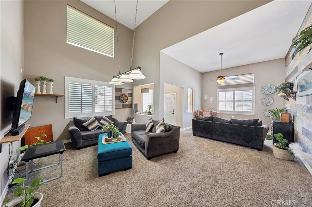 33340 Nicholas Common