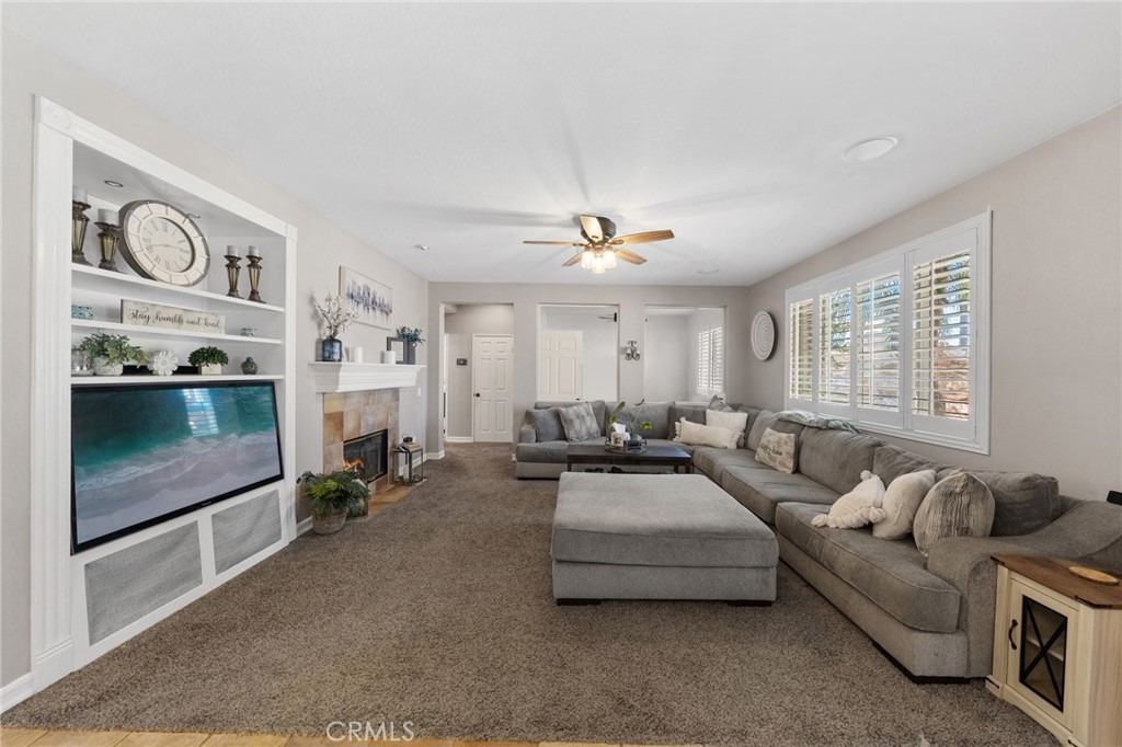 33340 Nicholas Common