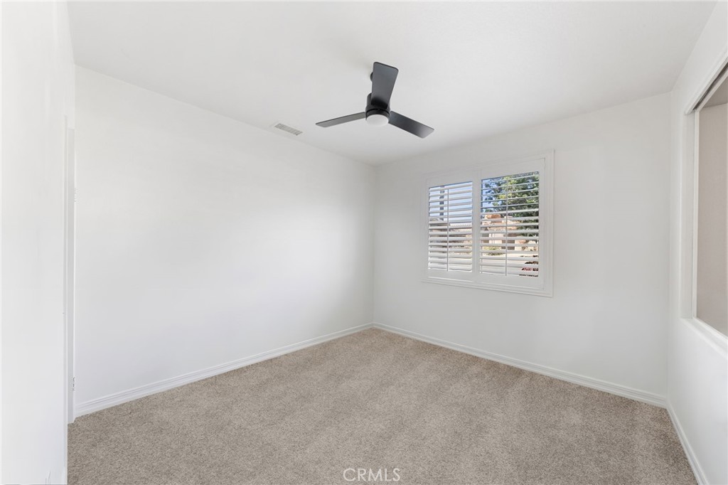 33340 Nicholas Common