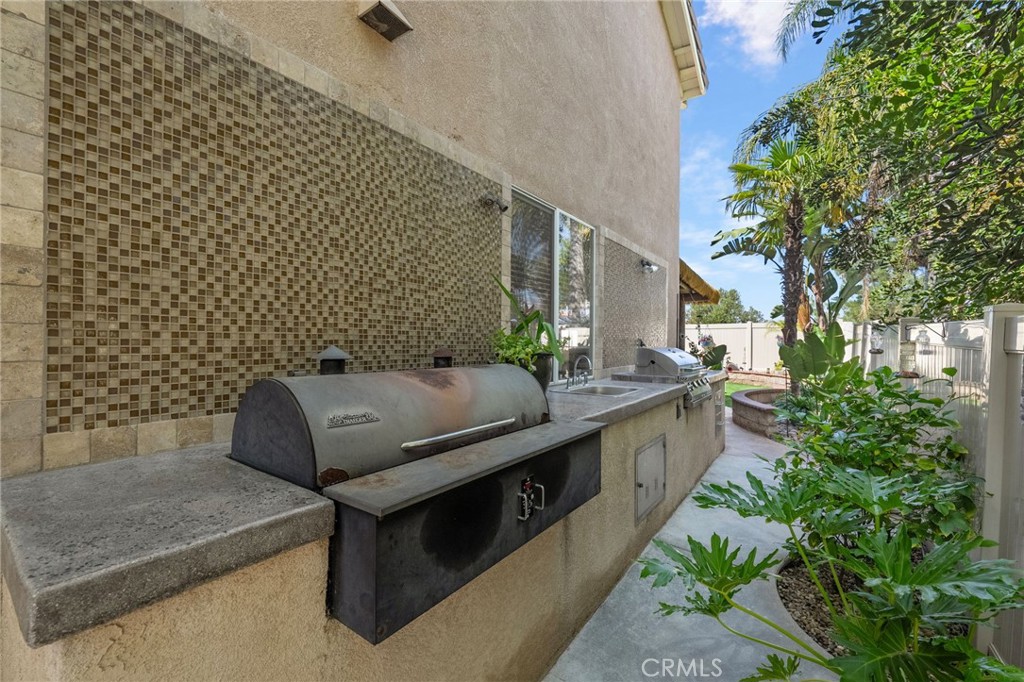 33340 Nicholas Common
