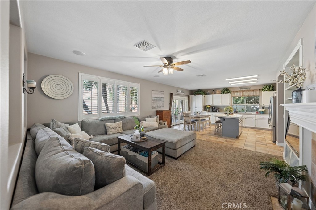 33340 Nicholas Common