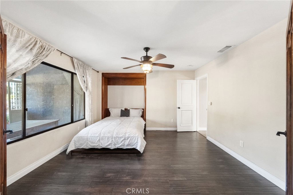 41850 Calle Cerezo