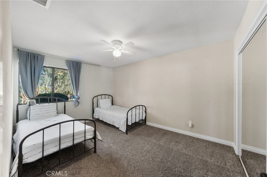 41850 Calle Cerezo