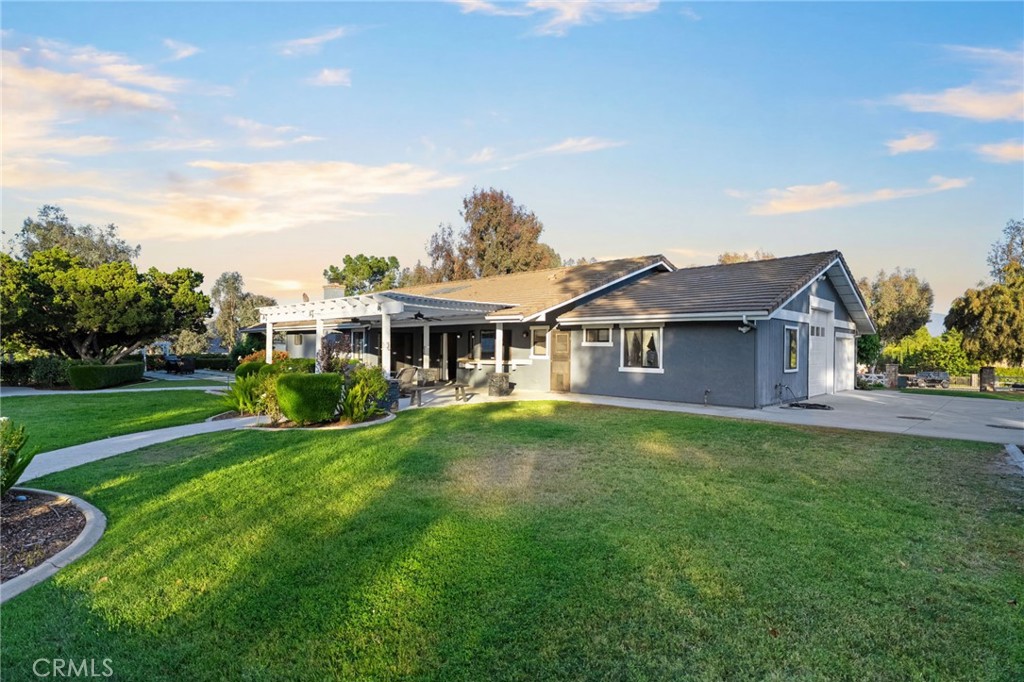 41850 Calle Cerezo