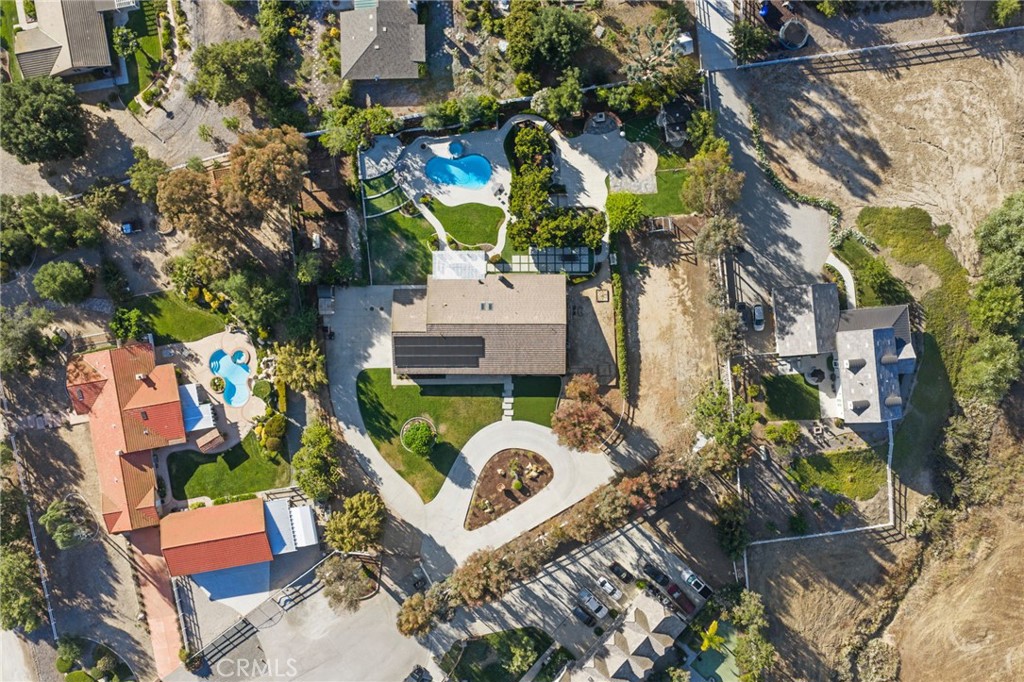 41850 Calle Cerezo