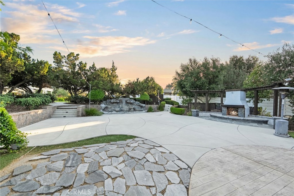 41850 Calle Cerezo