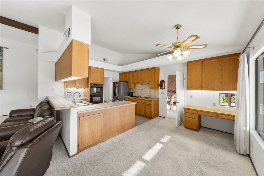 2415 Eucalyptus