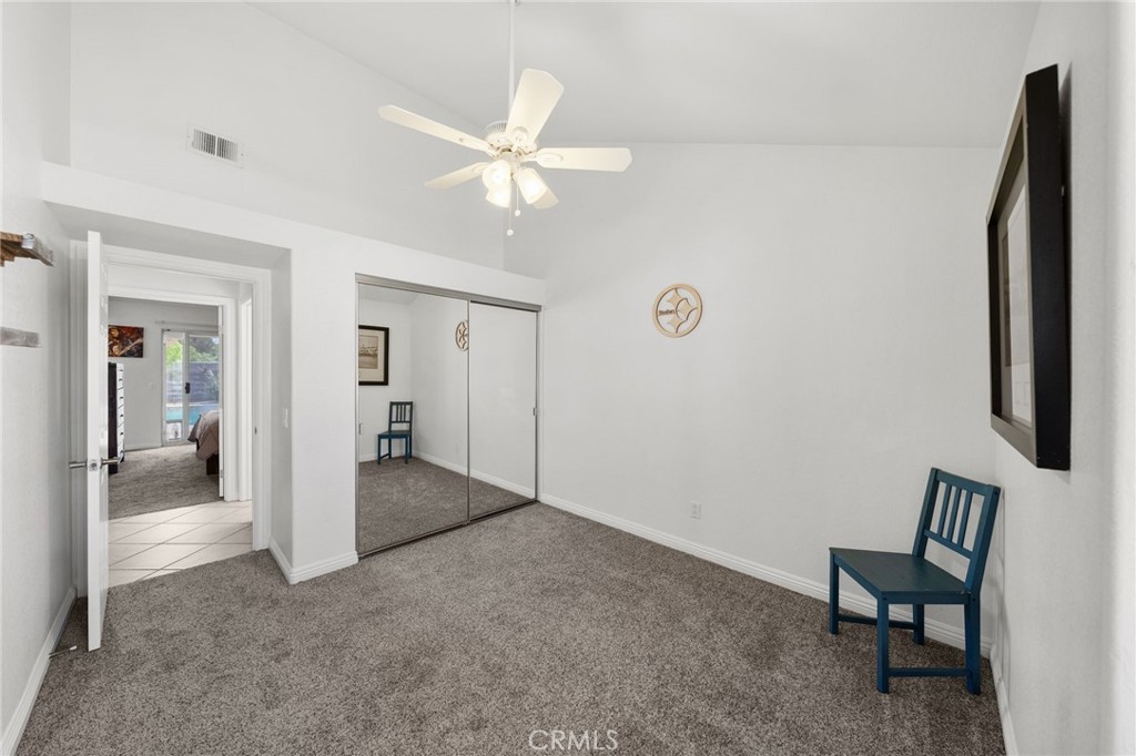 41646 Avenida De La Reina