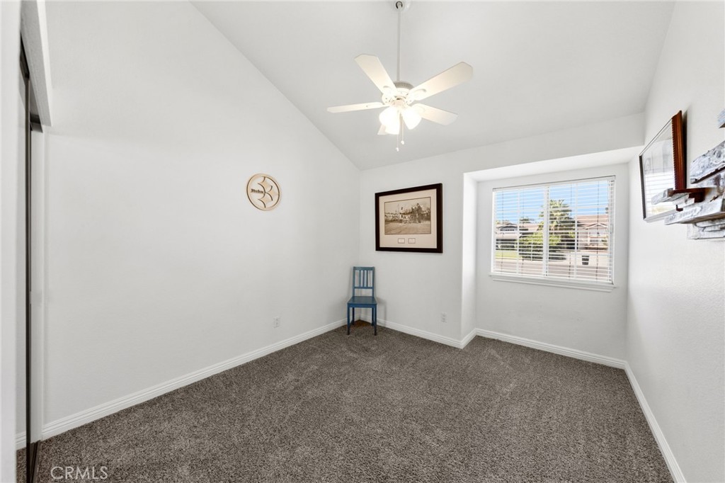 41646 Avenida De La Reina