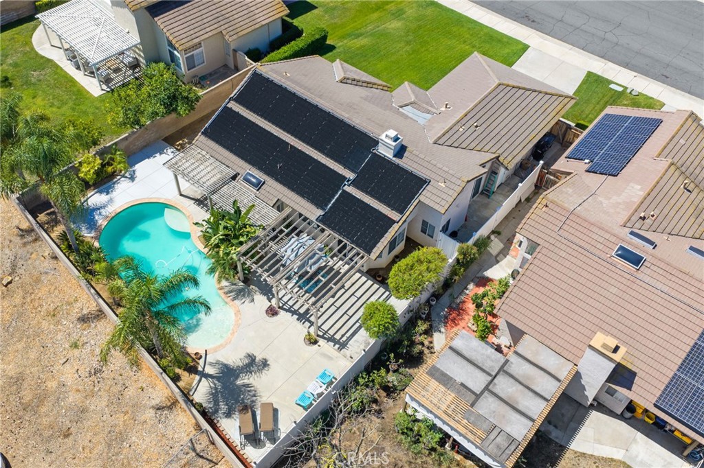 41646 Avenida De La Reina