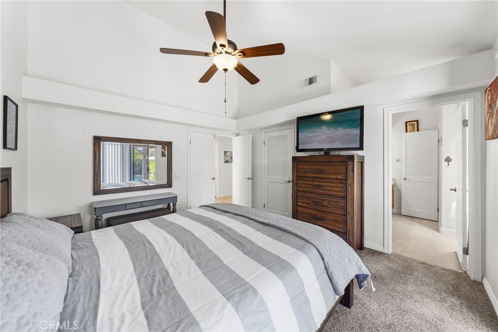 41646 Avenida De La Reina