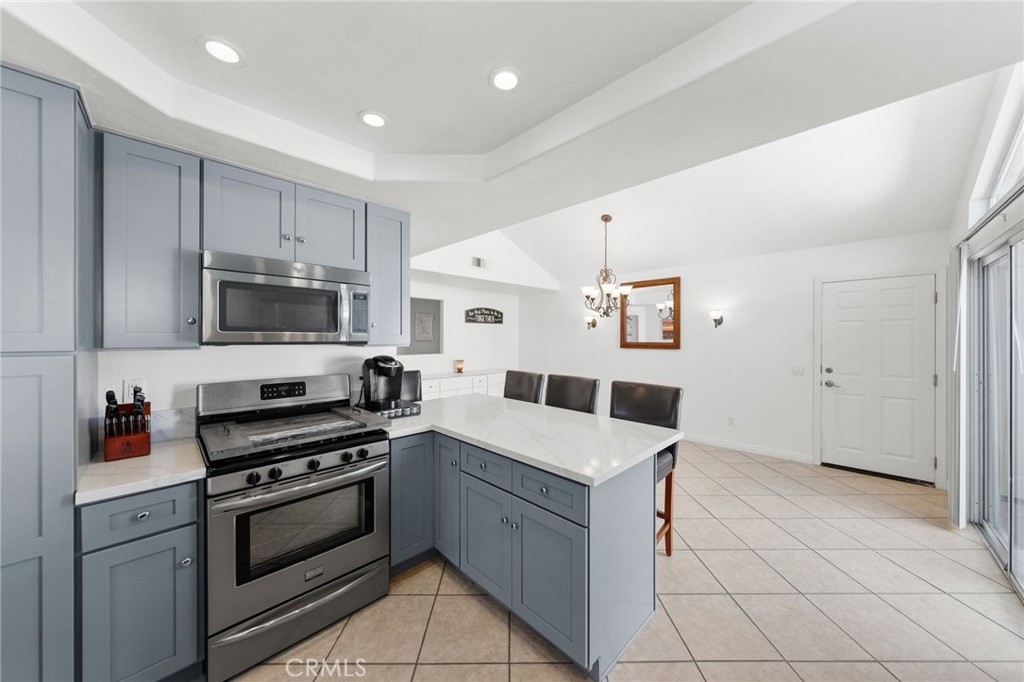 41646 Avenida De La Reina