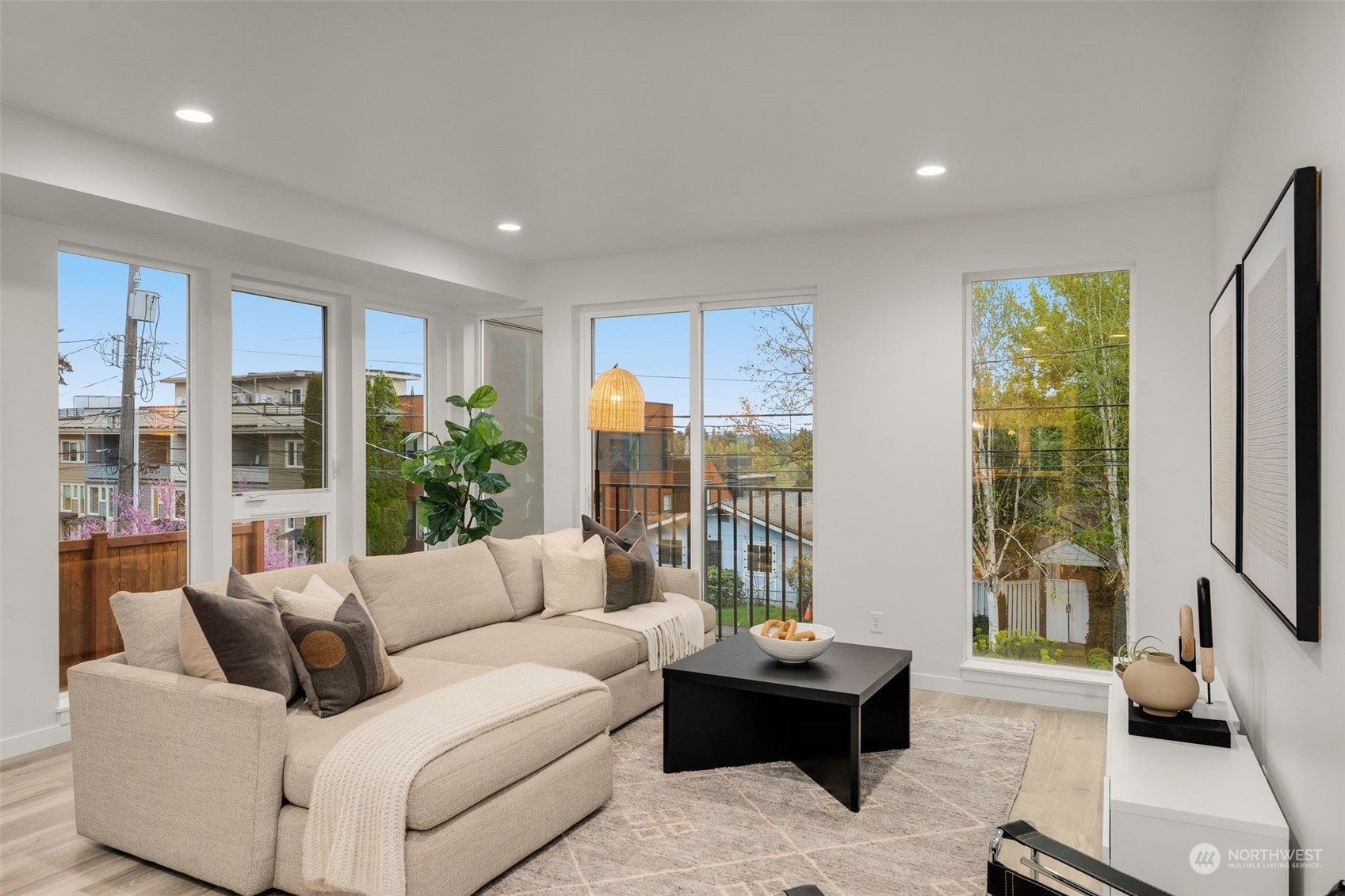 123 26th Avenue E Unit: B