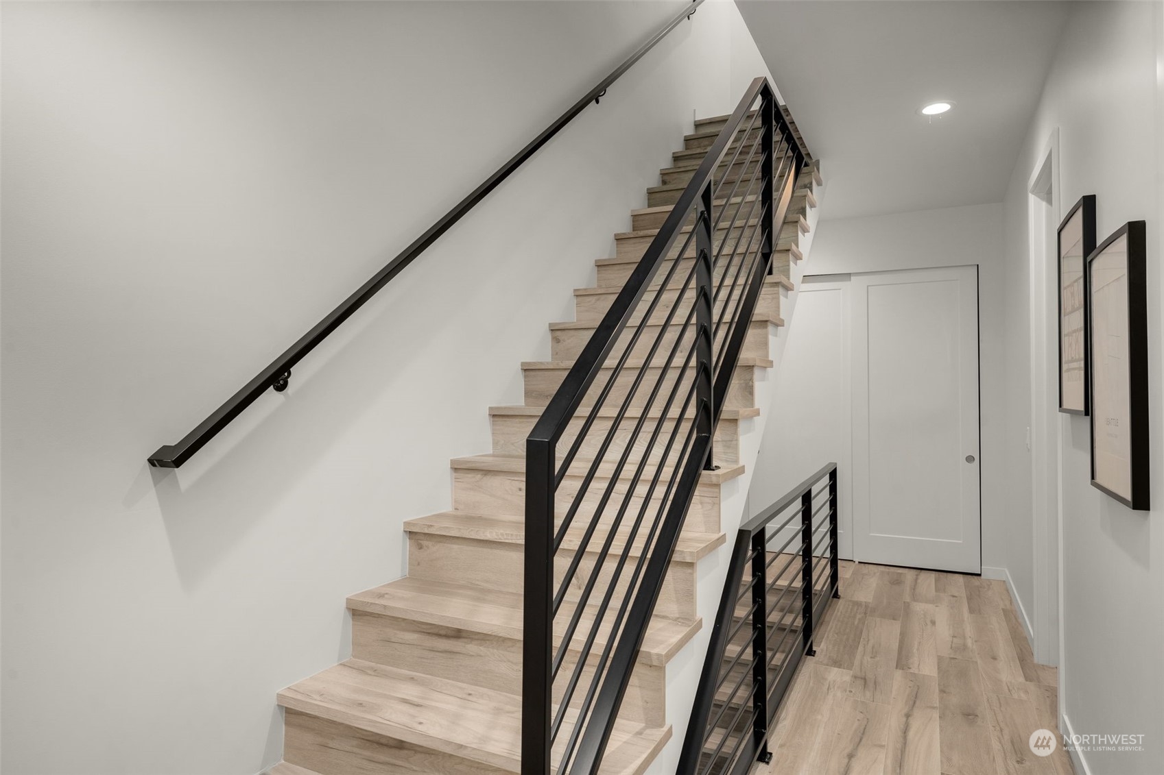123 26th Avenue E Unit: B