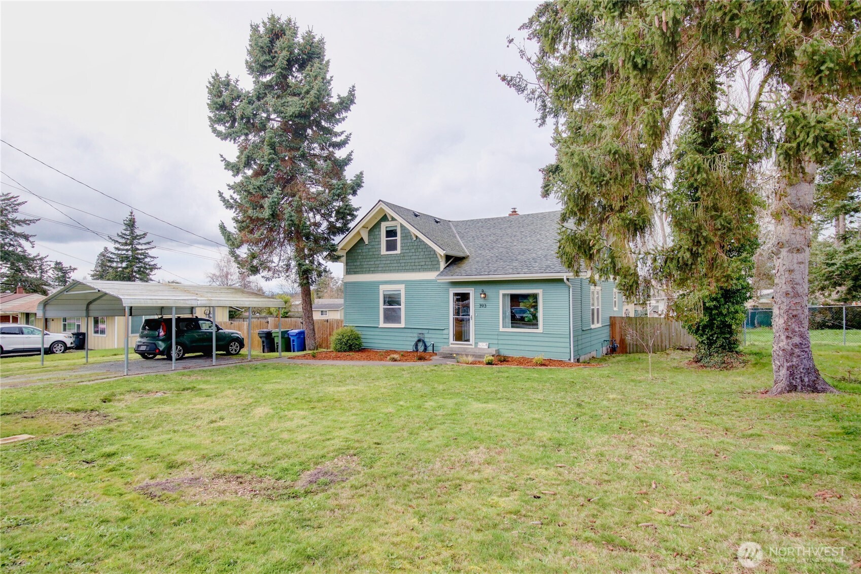 393 NE Regatta Drive