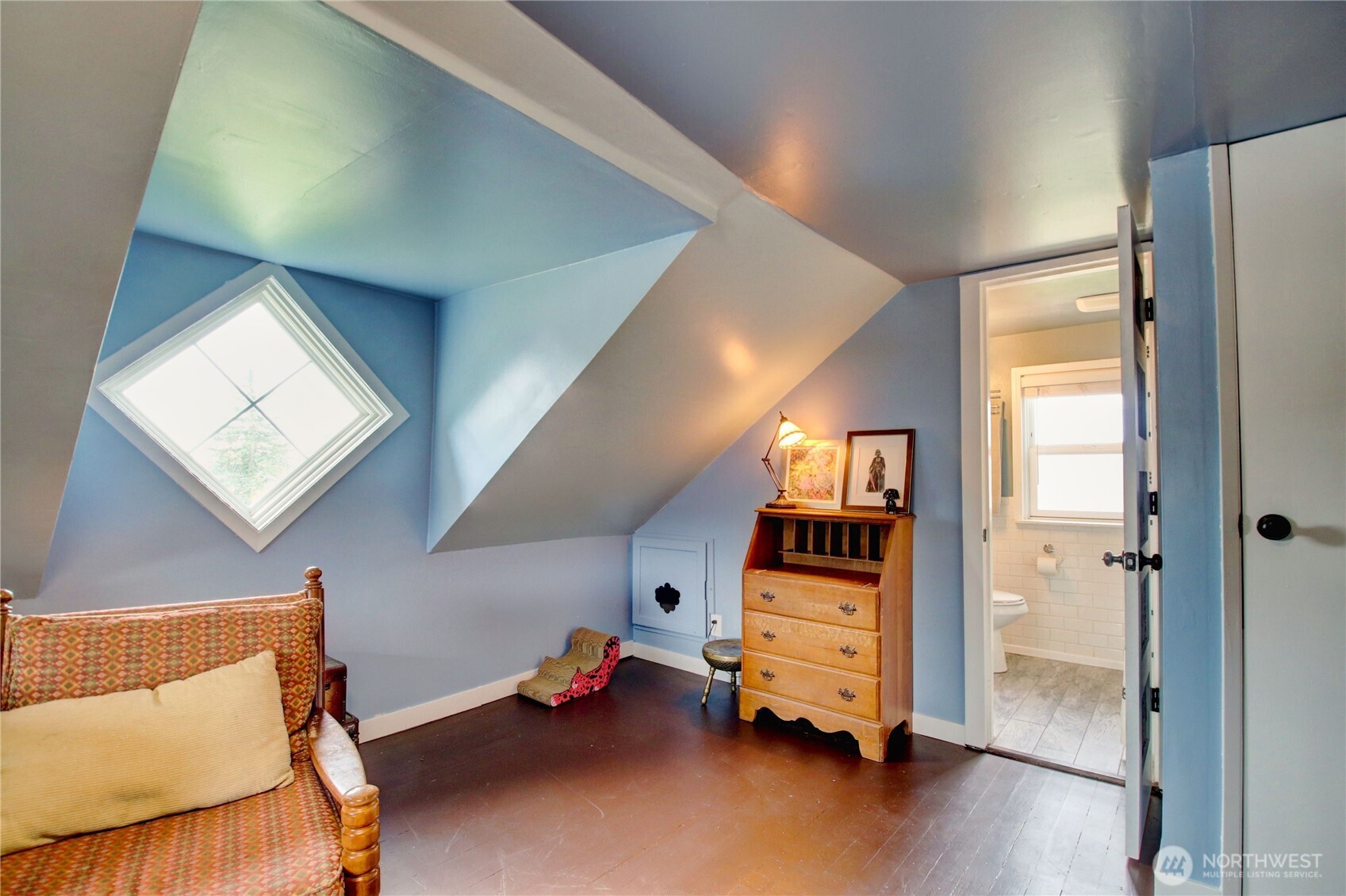 393 NE Regatta Drive