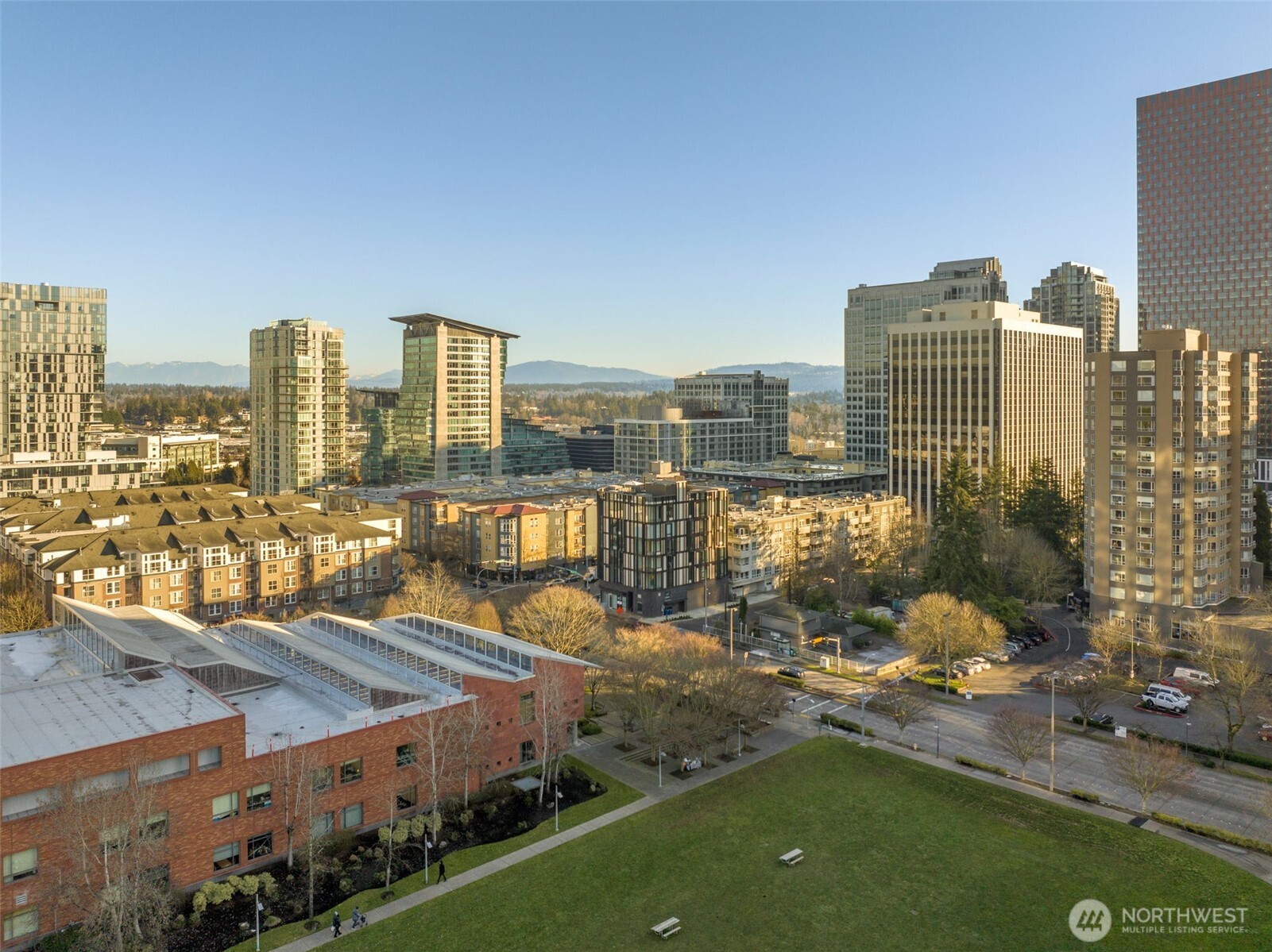 999 110th Avenue NE Unit: 401