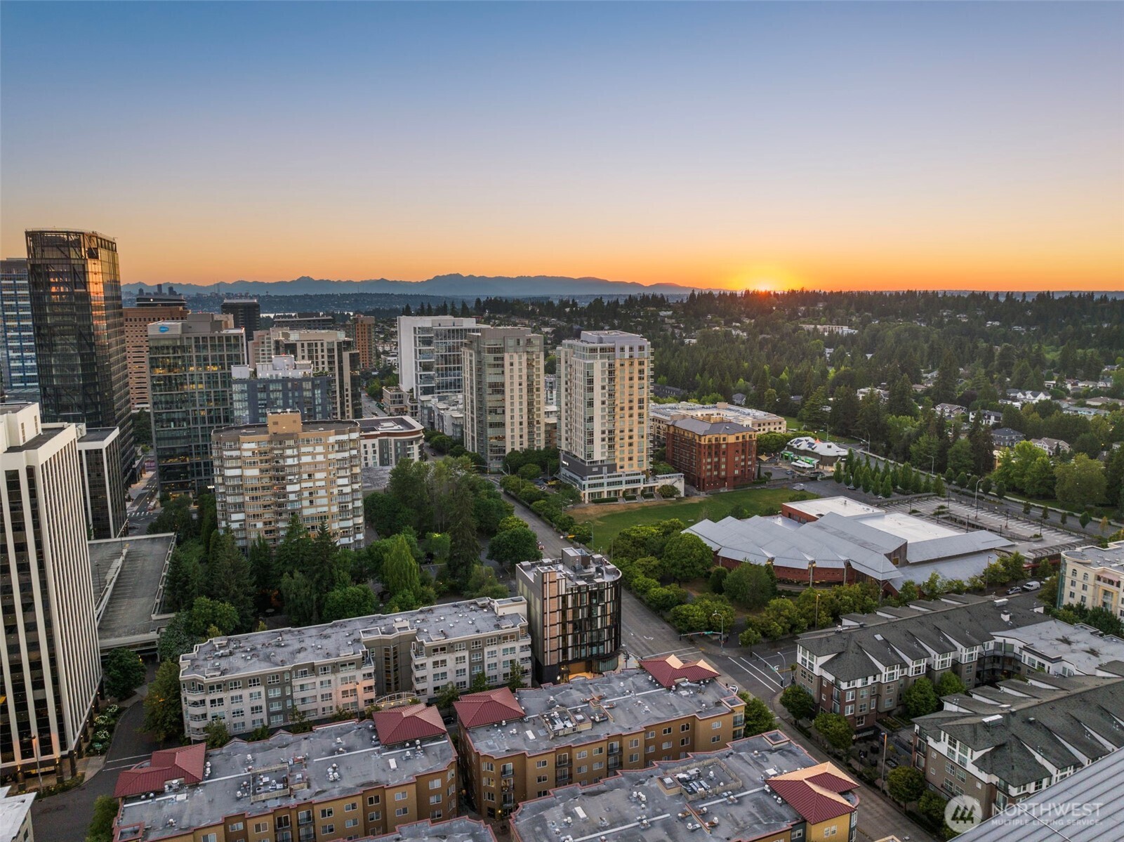 999 110th Avenue NE Unit: 401