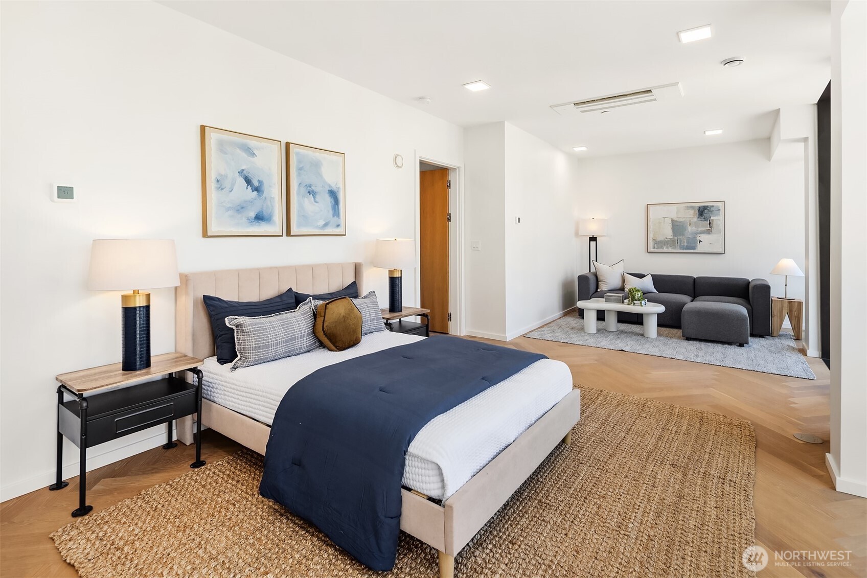 999 110th Avenue NE Unit: 300