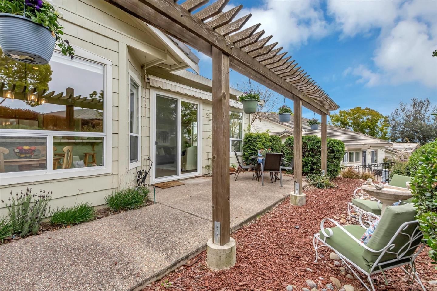 8758 Mccarty Ranch DR