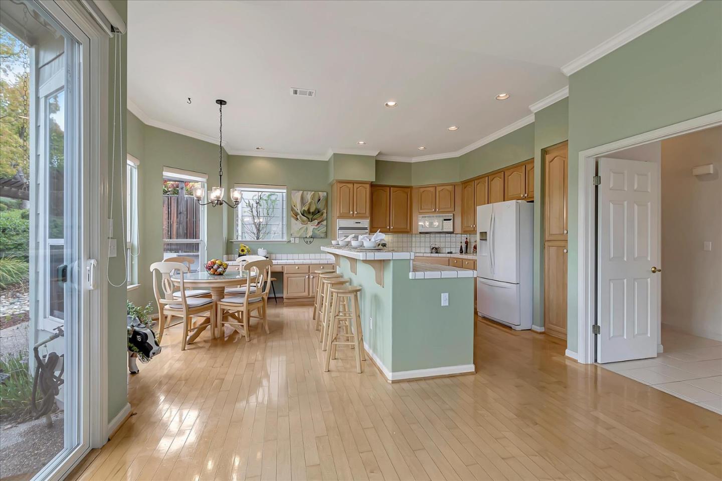 8758 Mccarty Ranch DR