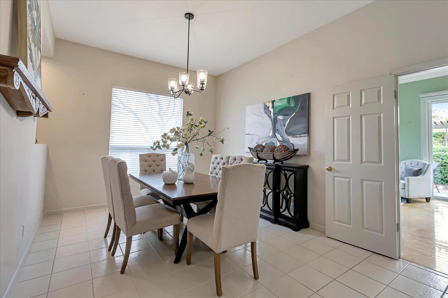 8758 Mccarty Ranch DR