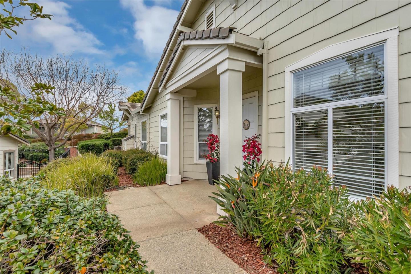 8758 Mccarty Ranch DR