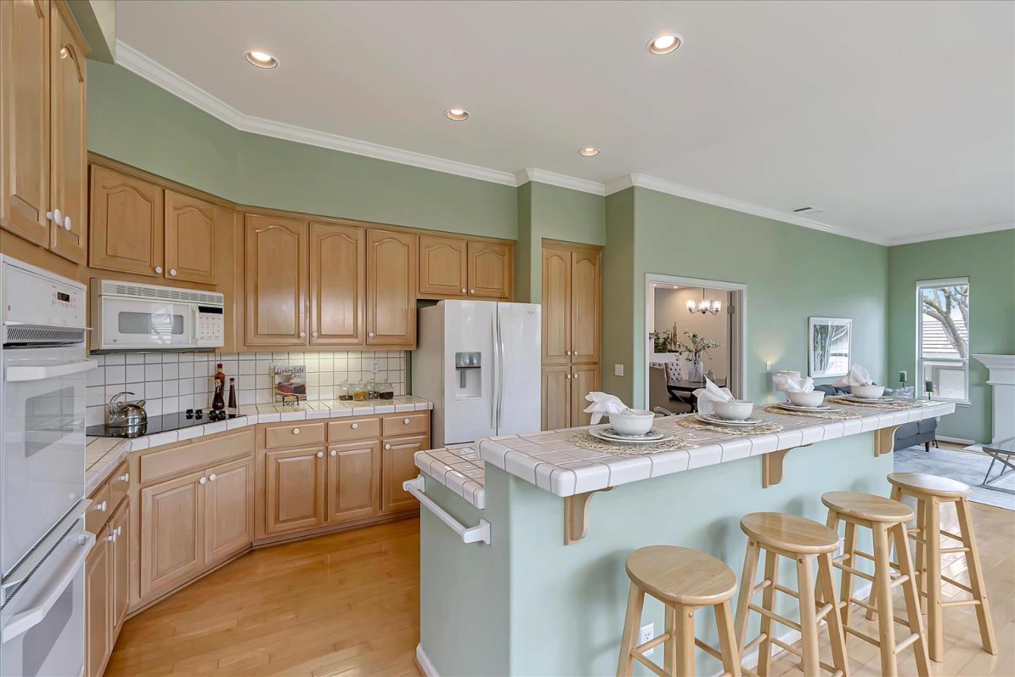 8758 Mccarty Ranch DR