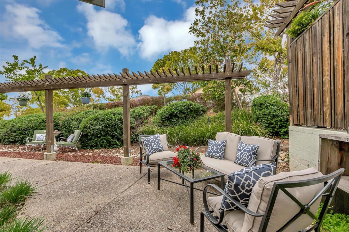 8758 Mccarty Ranch DR