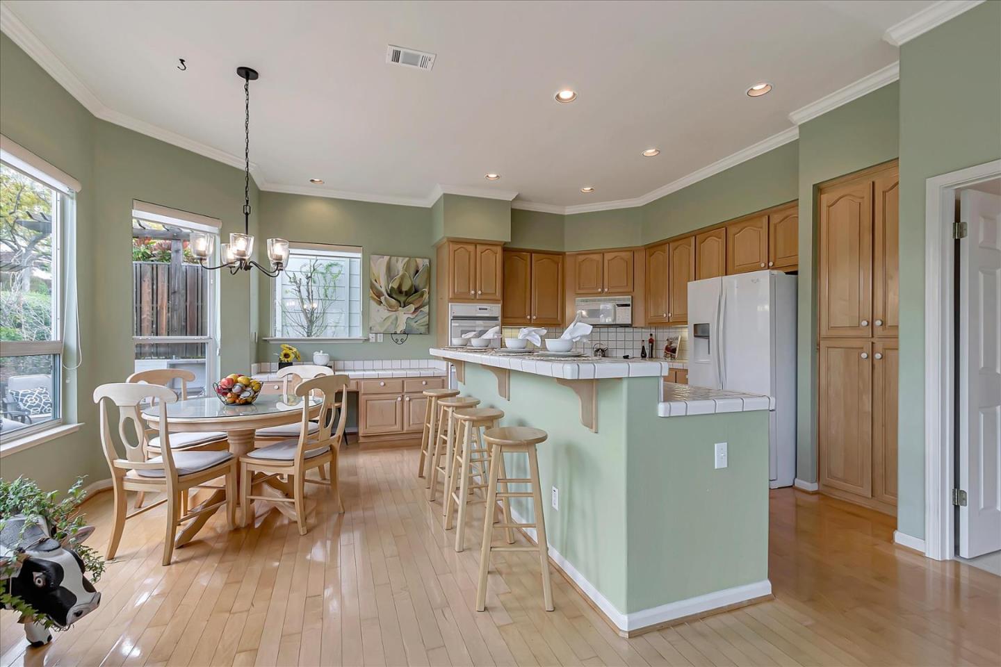 8758 Mccarty Ranch DR