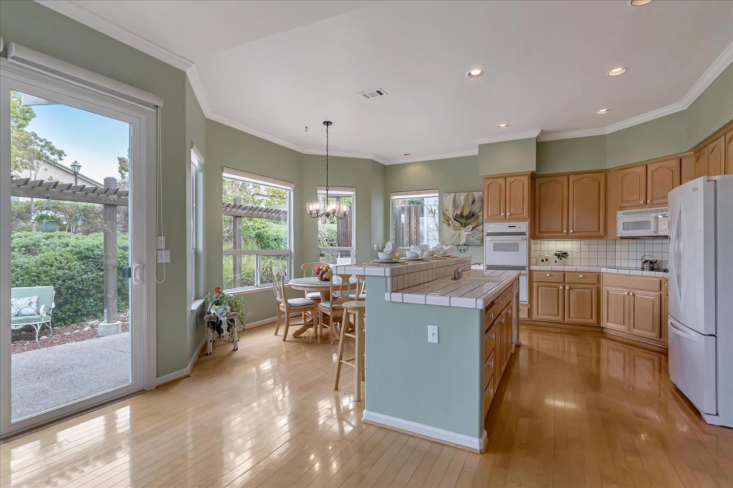 8758 Mccarty Ranch DR