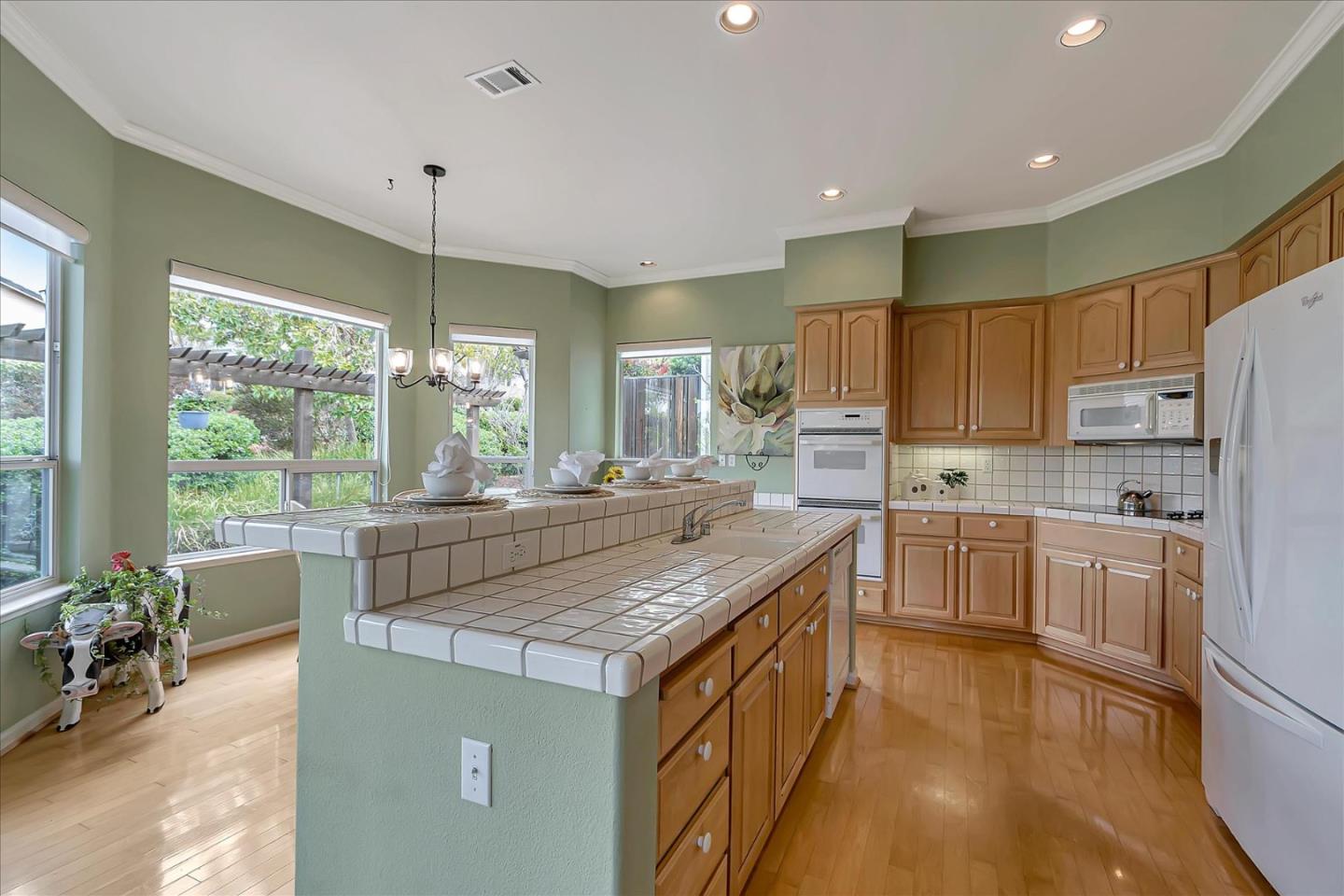 8758 Mccarty Ranch DR