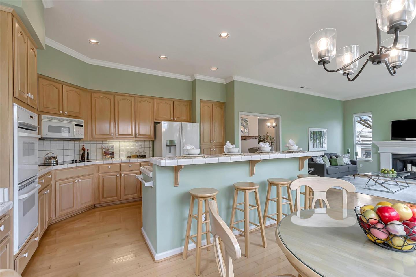 8758 Mccarty Ranch DR