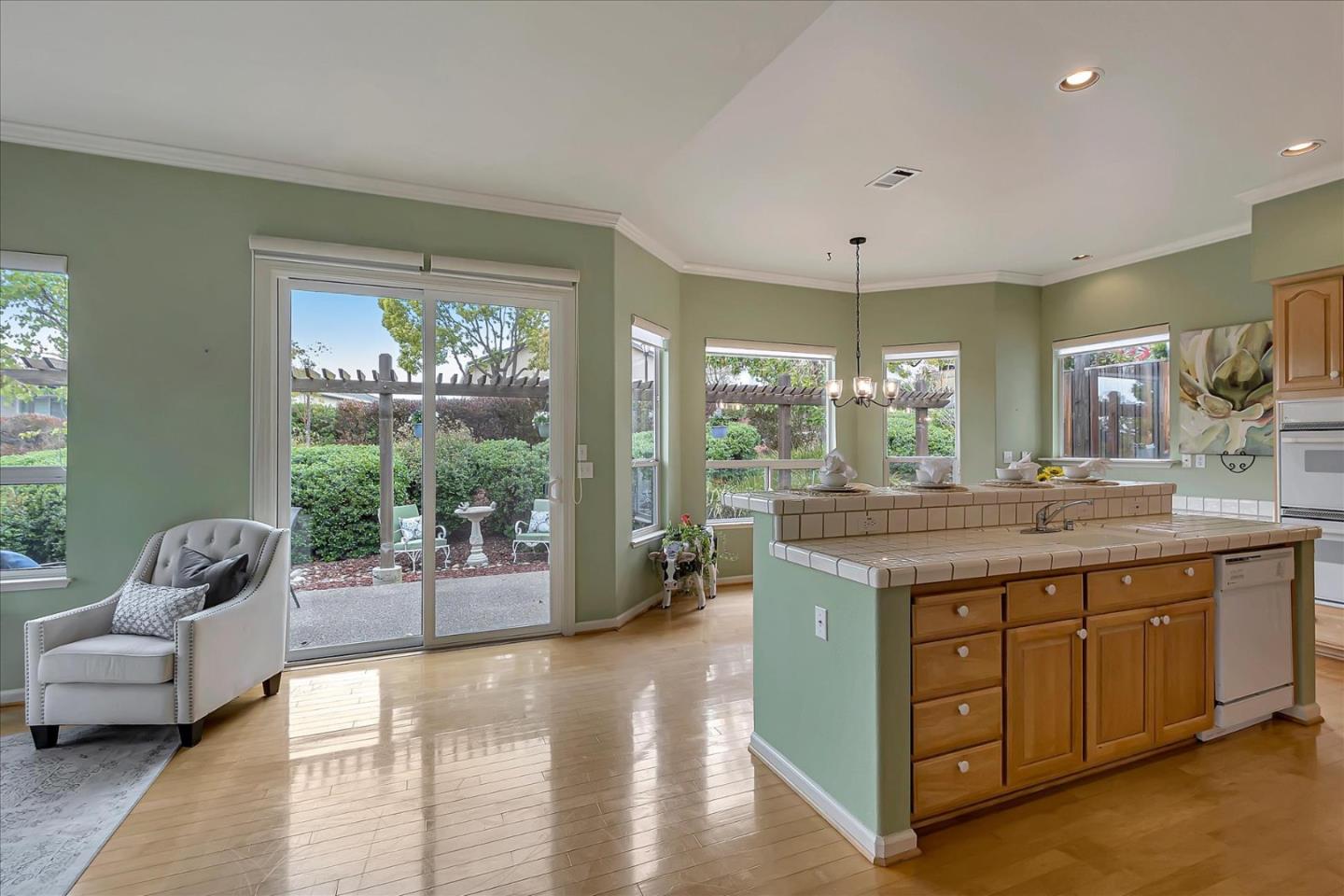 8758 Mccarty Ranch DR