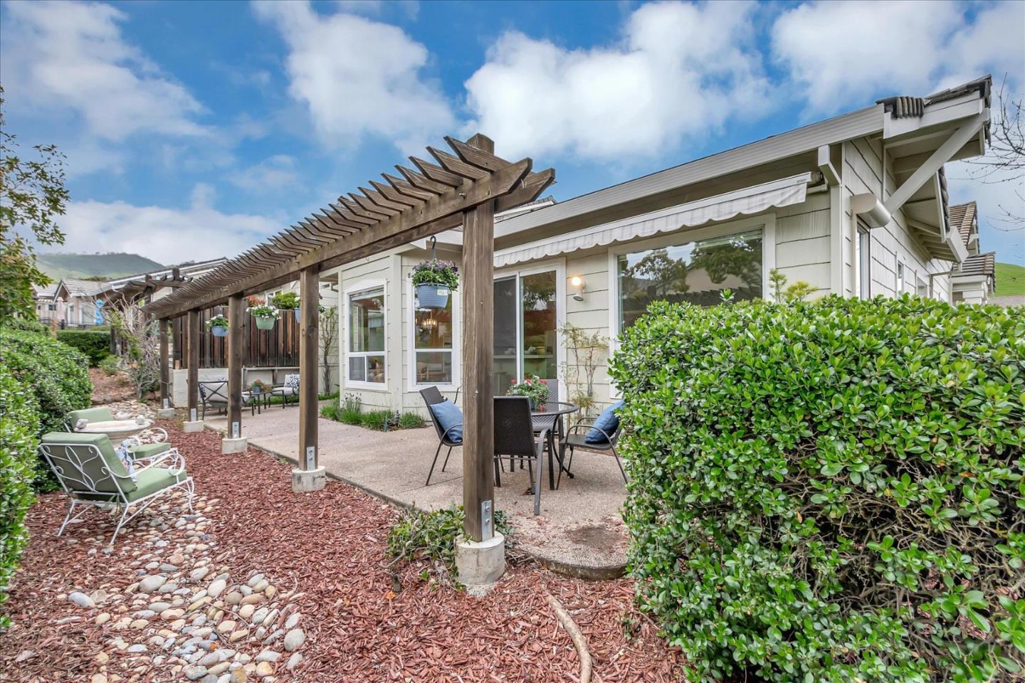 8758 Mccarty Ranch DR