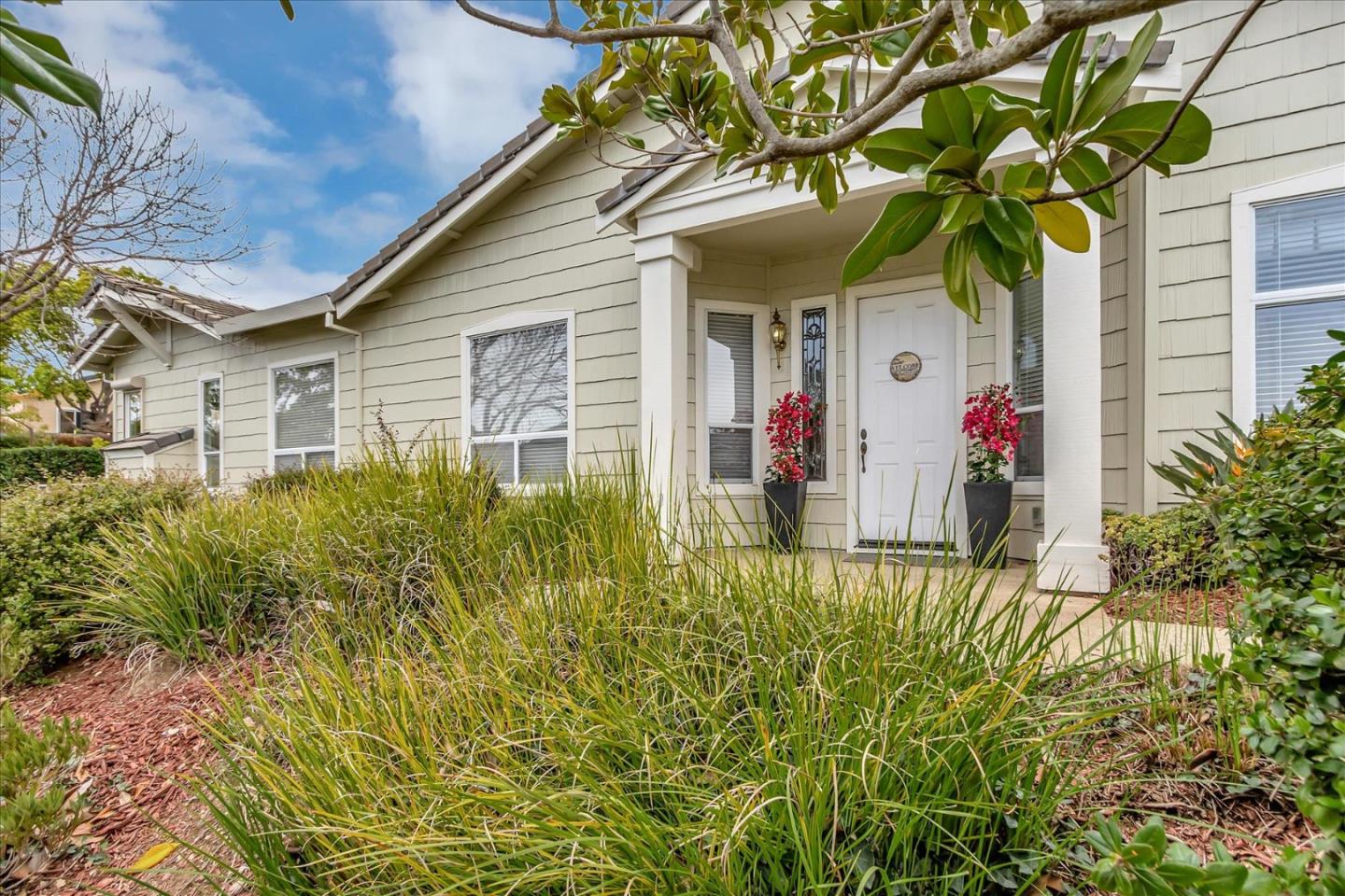 8758 Mccarty Ranch DR