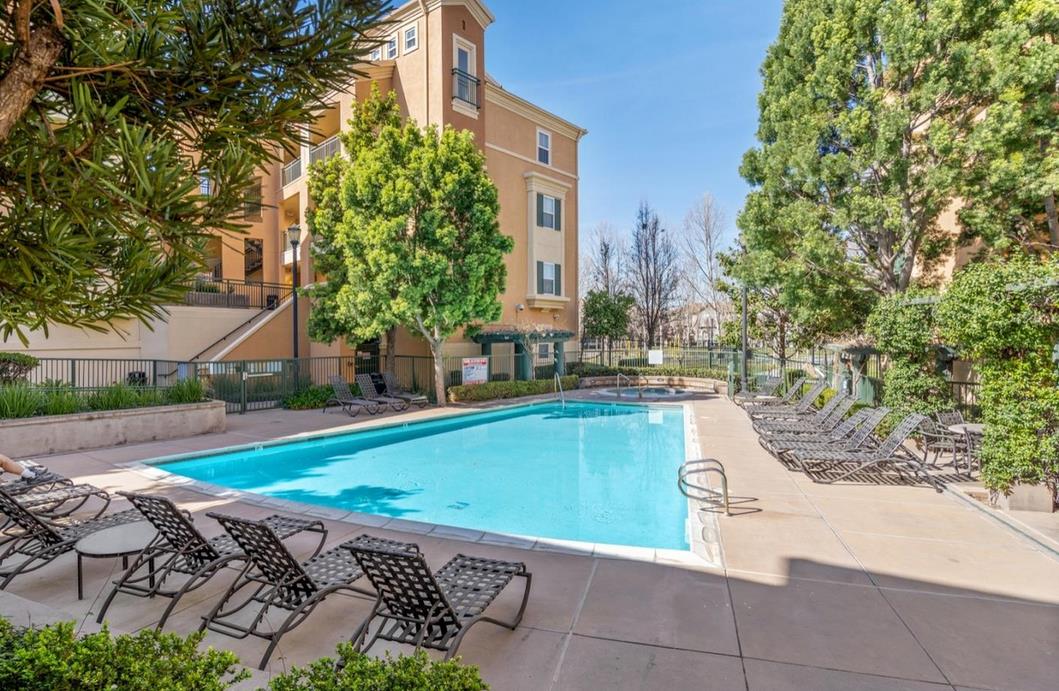 1390 Saddle Rack ST 424