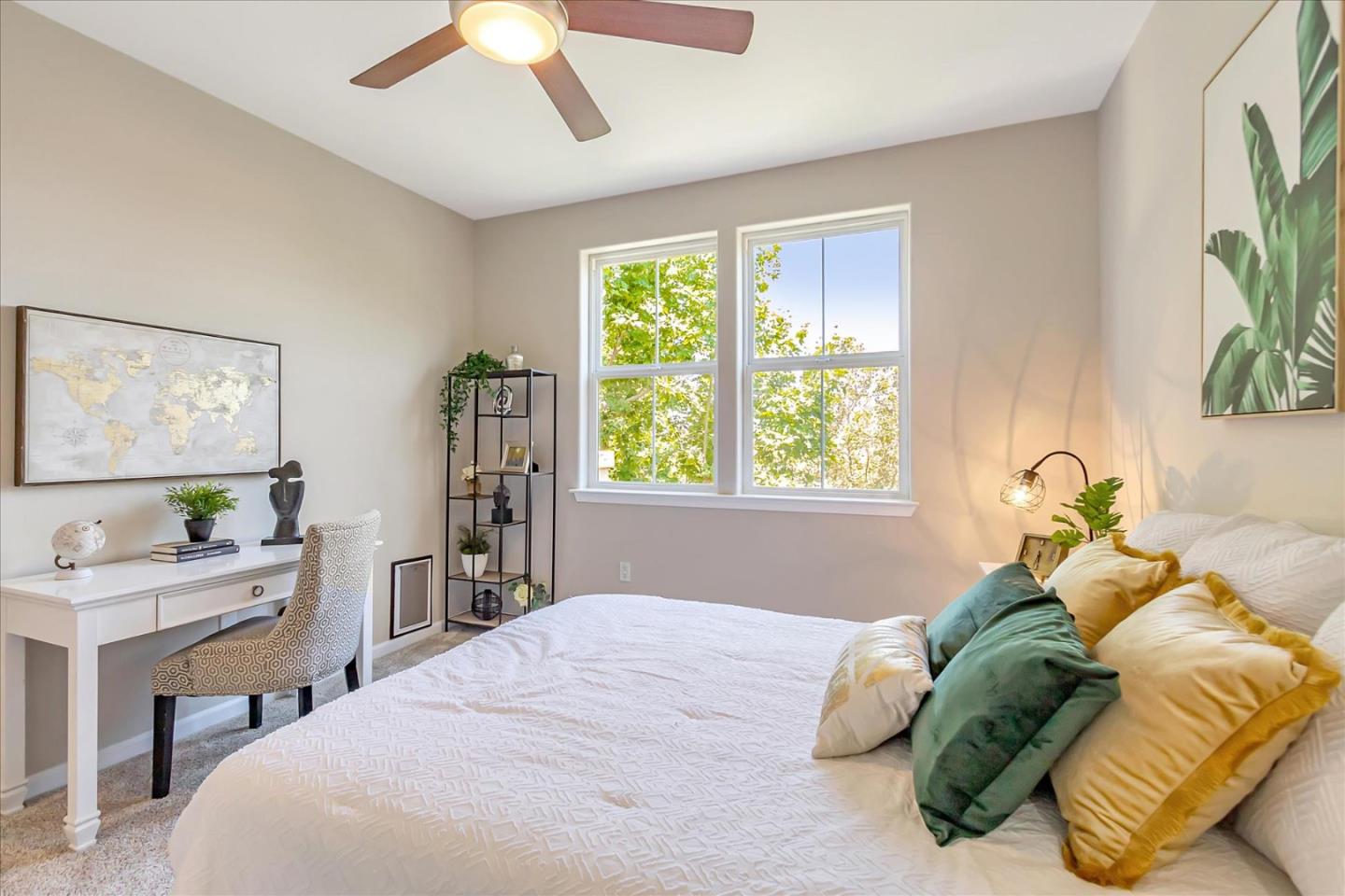 1390 Saddle Rack ST 424