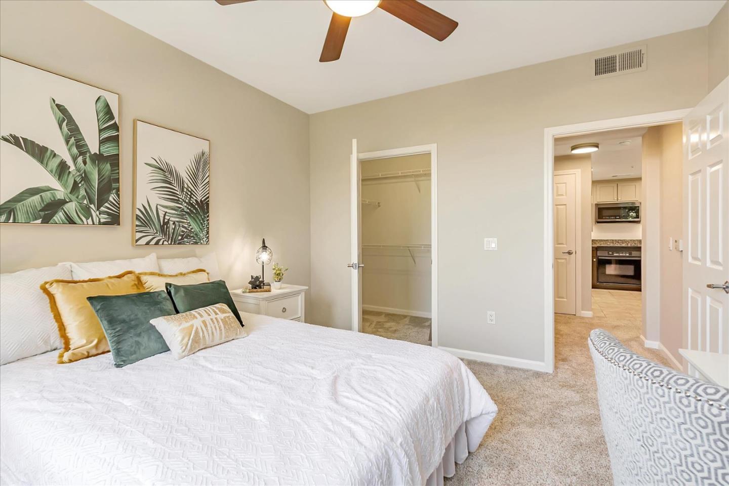 1390 Saddle Rack ST 424