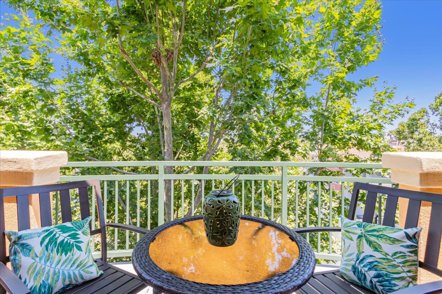 1390 Saddle Rack ST 424