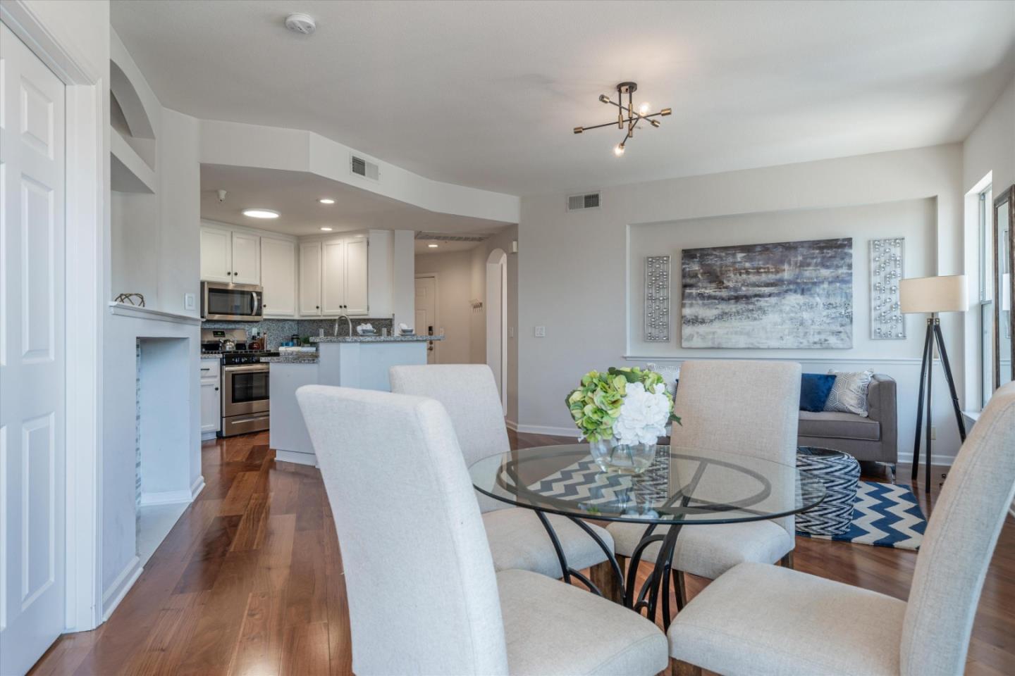 100 Baltic CIR 132